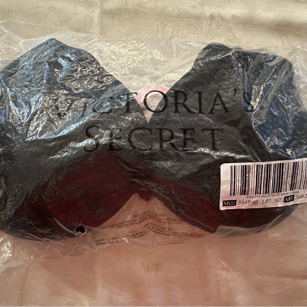 Victoria's Secret Elegant Black Push Up Bra 36DD